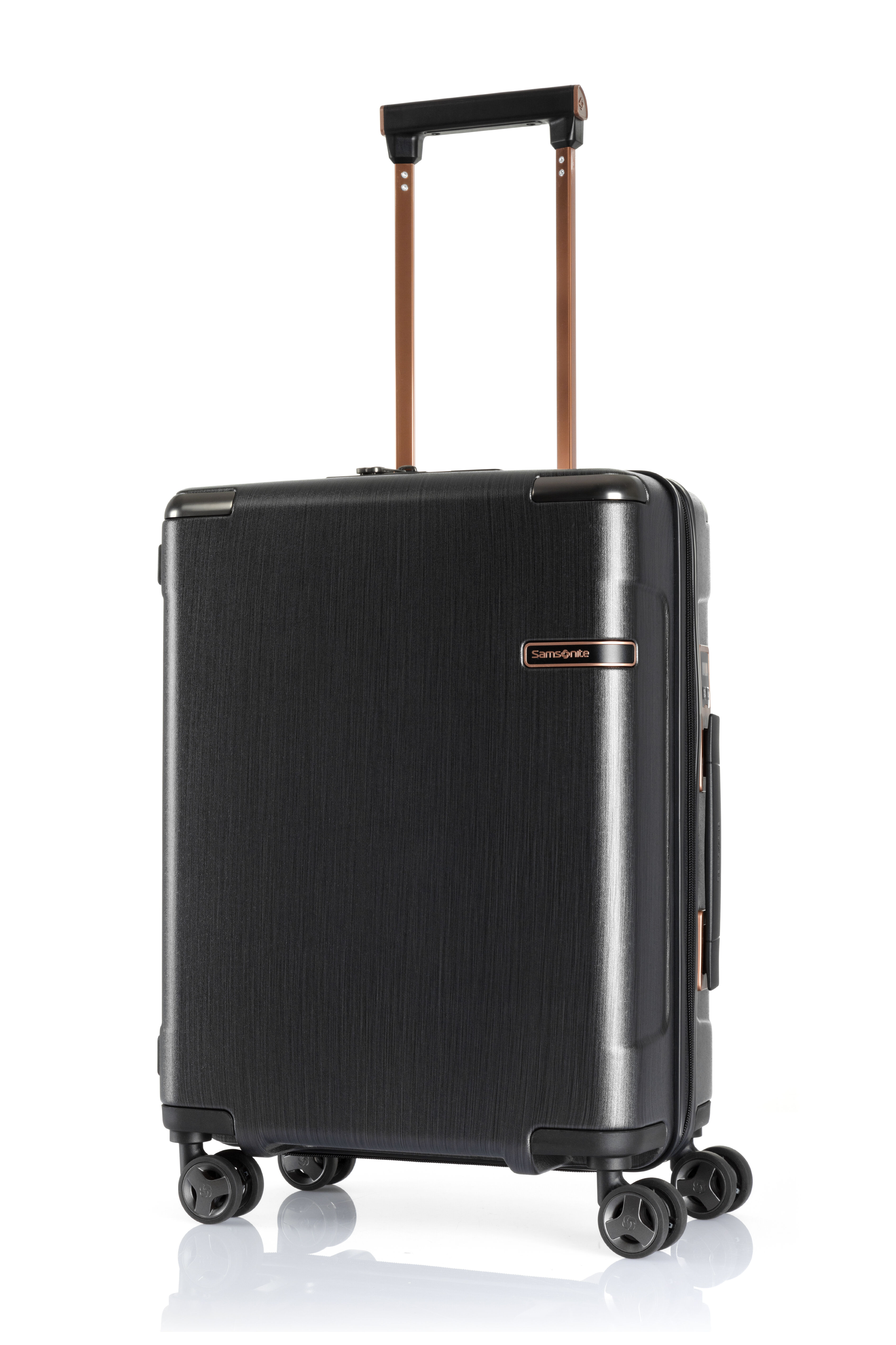 evoa luggage